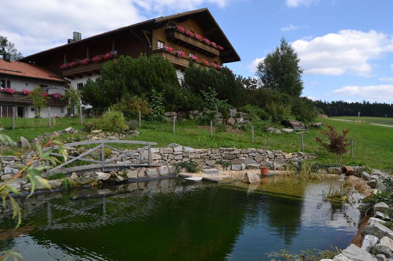 Отель Berggasthof Sonnenalm Хауценберг Экстерьер фото
